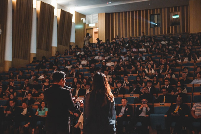 Ilustrasi Blue Dragon Series Awards 2026, Foto: Unsplash/Wan San Yip
