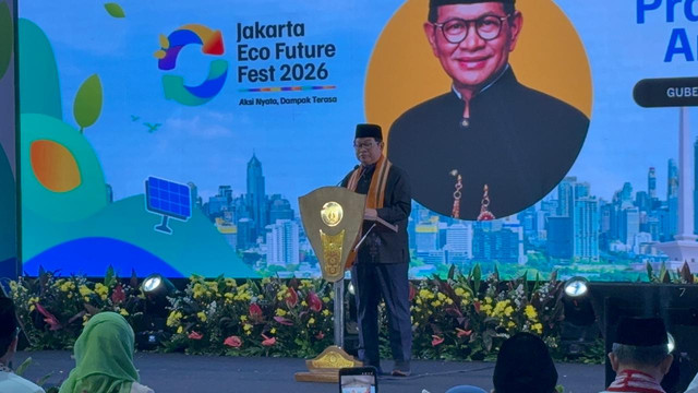 Gubernur DKI Jakarta Pramono Anung saat membuka Jakarta Eco Future Fest 2026 di Balai Kota DKI Jakarta, Jumat (3/7/2026). Foto: Nauval Pratama/kumparan