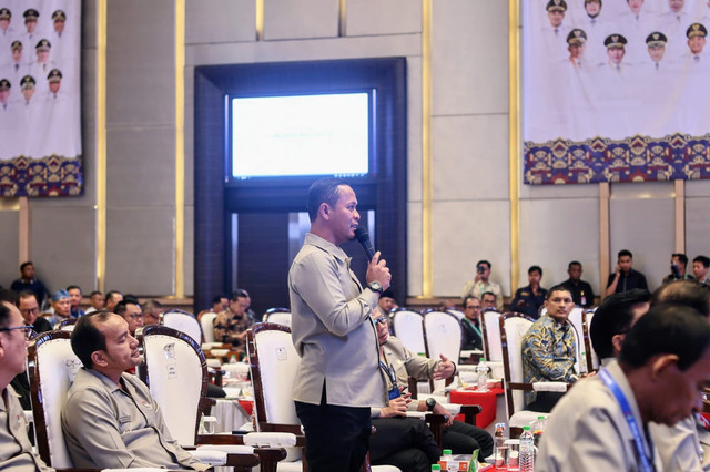 Wako Pekanbaru Agung Nugroho rekomendasikan program Makan Bergizi Gratis (MBG) dilanjutkan karena terbukti dorong ekonomi lokal, Kamis (2/7/2026). Foto: Dok. Diskominfo Pekanbaru
