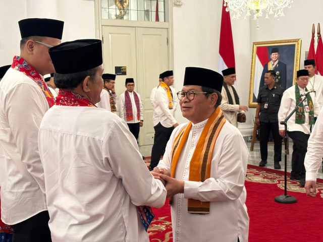 Gubernur DKI Jakarta Pramono Anung saat mengukuhkan pengurus Dewan Transportasi Kota Jakarta (DTKJ) di Balai Kota DKI Jakarta, Jumat (3/7/2026). Foto: Nauval Pratama/kumparan