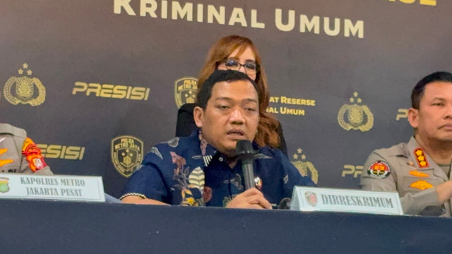Direskrikum Polda Metro Jaya kombes Pol Iman Imanuddin terkait perkembangan kasus penyekapan 3 karyawan percetakan di Senen saat Jumpa Pers di Polda Metro Jaya, Jumat (3/7). Foto: Rayyan Farhansyah/kumparan