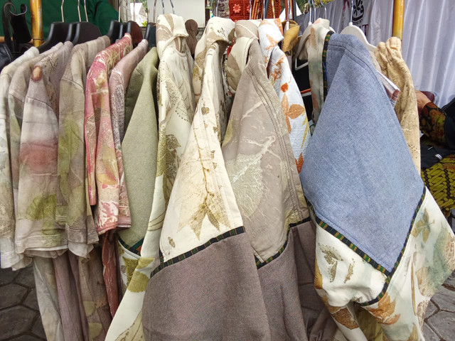 Baju Ecoprint, sumber : dokumentasi pribadi