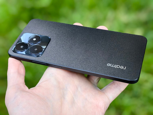 Ilustrasi Cara Mematikan HP Realme C53, Foto:Unsplash/Andrey Matveev