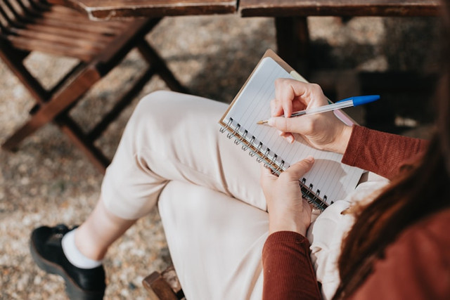 Ilustrasi Contoh Proposal 17 Agustus lengkap dengan biaya, Foto:Unsplash/A. C.