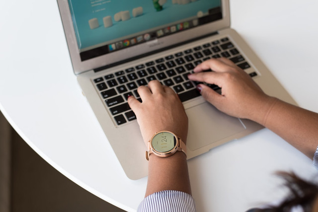 Ilustrasi affordance dalam konteks digital. Foto: Unsplash.com/Christina @ wocintechchat.com M