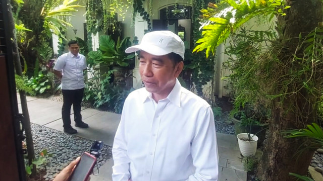 Jokowi ditemui di rumahnya di Solo, Selasa (7/7/2026). Presiden ke-7 Joko Widodo (Jokowi) memastikan kehadirannya dalam persidangan di Pengadilan Negeri (PN) Jaksel terkait sidang fitnah ijazah palsu. Foto: Dok. kumparan
