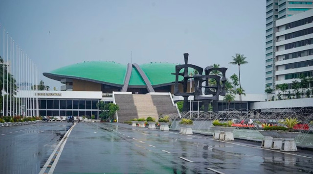 Gedung DPR RI Senayan. (Foto: Unsplash).