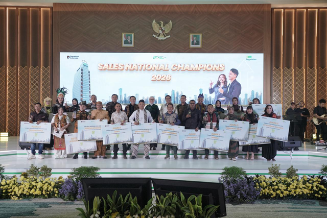 Pegadaian gelar Sales Town Hall 2026 dan Awarding: Sales National Champions untuk tenaga penjual terbaik selama tahun 2025 di Pegadaian Tower Jakarta. Foto: Dok. Pegadaian
