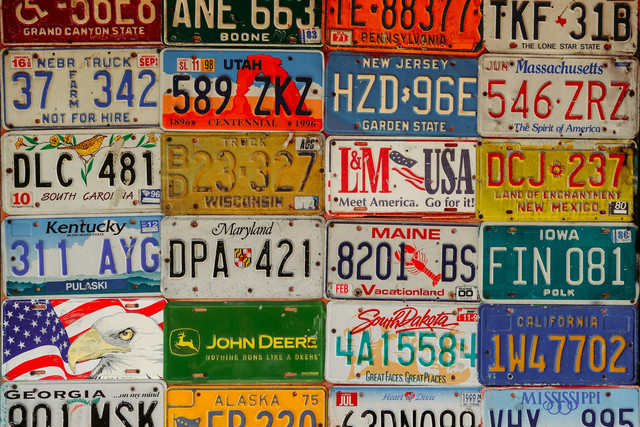 Ilustrasi syarat ganti kaleng motor. Foto: Unsplash.