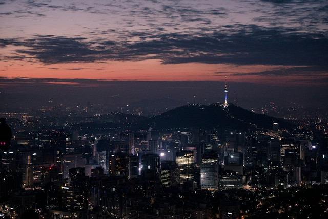 Ilustrasi Jadwal Tayang Better Late Than Single Season 2 per Episode. Unsplash/Yohan Cho