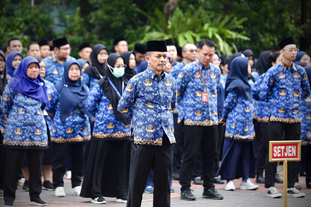 Kegiatan apel yang digelar di halaman kantor Kemensos, Senin (17/2/2025). Foto: Dok. Kemensos