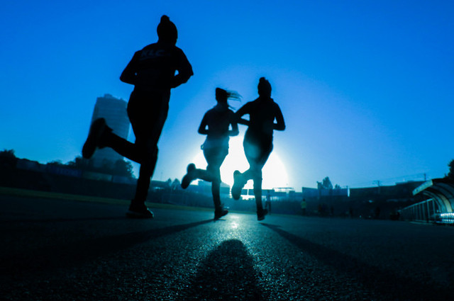 Ilustrasi Rute POCARI Run Lombok 2026, Unsplash/Fitsum Admasu