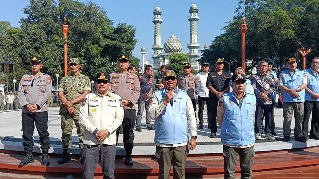 Dirjen Bina Adwil Safrizal ZA tegaskan peran Satpol PP dan Satlinmas dalam penegakan Perda untuk mendukung suksesnya Gerakan Indonesia Bebas Sampah, Jumat (10/7/2026). Foto: Dok. Kemendagri
