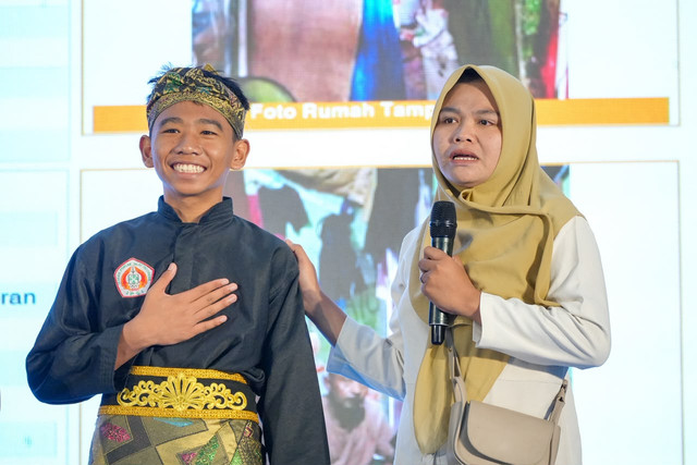 Open house Sekolah Rakyat di Aula SRMP 18 Lombok Barat, Nusa Tenggara Barat, Jum'at (10/7/2026). Foto: Biro Humas Kemensos/Pian Ardiansyah