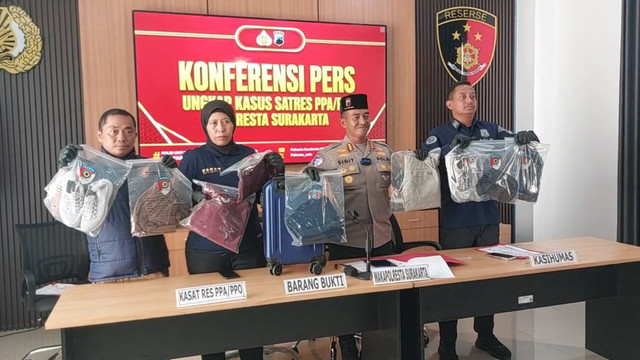 Konpers kasus pembuangan bayi di toilet KA Sancaka Foto: Dok. Tim Kumparan