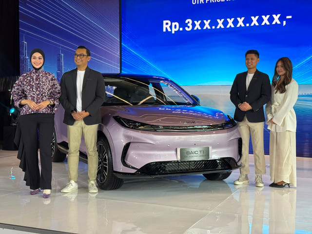 Momen peluncuran BAIC T1 facelift di BAIC Alam Sutera, Kamis (9/7/2026 Foto: Syahrul Ghiffari/kumparan