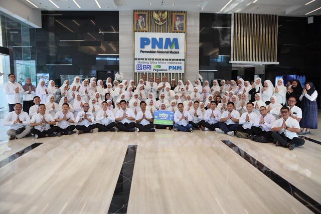 PNM berangkatkan 102 dalam Batch ke 3 tahun 2026 dari sebelumnya ribuan karyawan yang terpilih mengikuti program Employee Reward Umrah Batch.