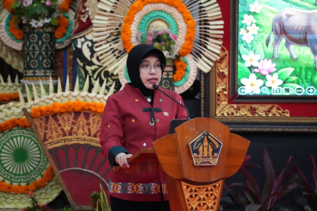 Kepala BPS RI Amalia Adininggar Widyasanti menghadiri Penguatan Komitmen Bersama Menyukseskan Sensus Ekonomi 2026 Provinsi Bali di Wisma Sabha Utama, Kantor Gubernur Bali, Sabtu (11/7/2026). Foto: BPS