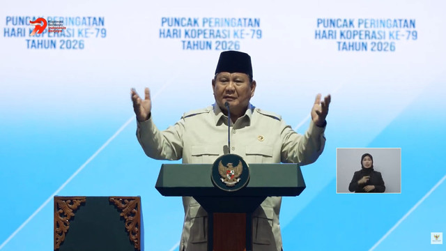 Presiden Prabowo Subianto memberikan sambutan saat menghadiri Hari Koperasi Nasional 2026 dengan tajuk "Koperasi Berdaya, Indonesia Berjaya" di Indonesia Arena, Jakarta, Minggu (12/7/2026). Foto: YouTube/ Sekretariat Presiden