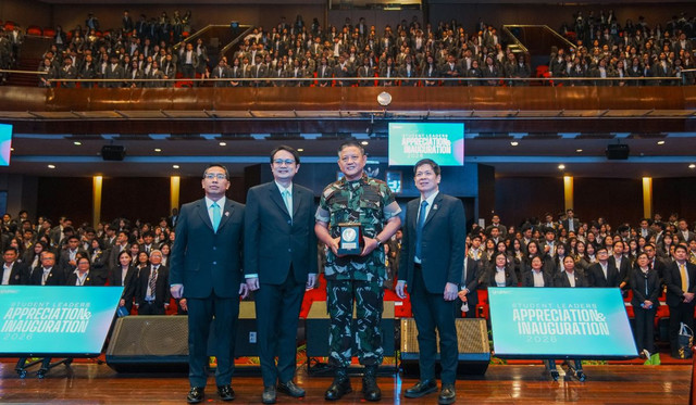 Universitas Pelita Harapan (UPH) menghadirkan Mayor Jenderal (Mayjen) TNI Dr. Agustinus Purboyo, S.I.P., M.Tr. (Han)., PGCert., RCDS., Komandan Sekolah Staf dan Komando Angkatan Darat (Danseskoad), sebagai pembicara sesi ‘Inspirational Sharing’ dalam rangkaian Student Leaders Appreciation and Inauguration 2026 yang diselenggarakan pada 10 Juli 2026 di Grand Chapel, Kampus Utama UPH Lippo Village.