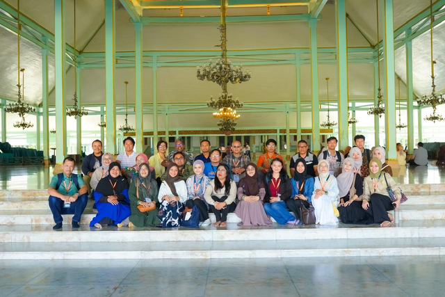 UMS Kenalkan Budaya Solo kepada Akademisi Dunia lewat COMSOCIA