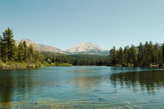 Ilustrasi Legenda Danau Poso . Foto: Unsplash/Griffin Wooldridge