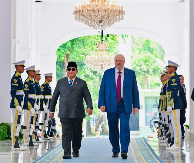 Presiden Prabowo Sambut Kunjungan Kenegaraan Presiden Belarus Aleksandr Lukashenko di Istana Merdeka. Fto: Setneg.go.id