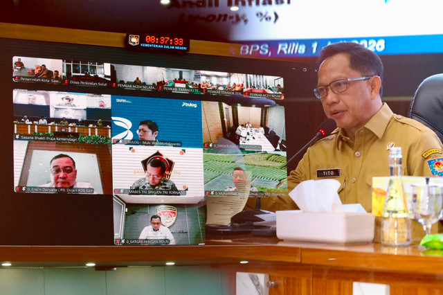 Mendagri Tito Karnavian instruksikan Pemda perkuat langkah pengendalian inflasi guna menjaga laju inflasi nasional tetap di bawah target 3,5 persen, Senin (13/7/2026). Foto: Dok. Kemendagri