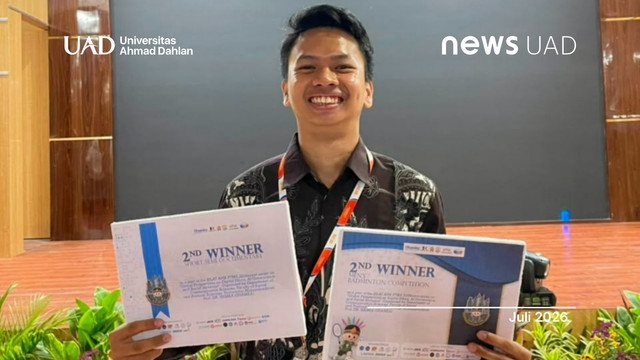Muh. Taufik Hidayat, mahasiswa Universitas Ahmad Dahlan (UAD) raih 2 gelar pada SILAT APIK PTMA 2026 (Foto. Taufik)