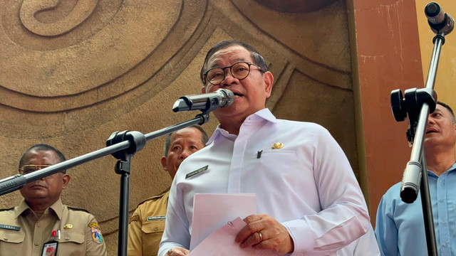 Gubernur DKI Jakarta Pramono Anung usai menghadiri perayaan Hari Lanjut Usia Nasional ke-30 tahun 2026 di kawasan Ancol, Jakarta, Selasa (14/7/2026). Foto: Nauval Pratama/kumparan