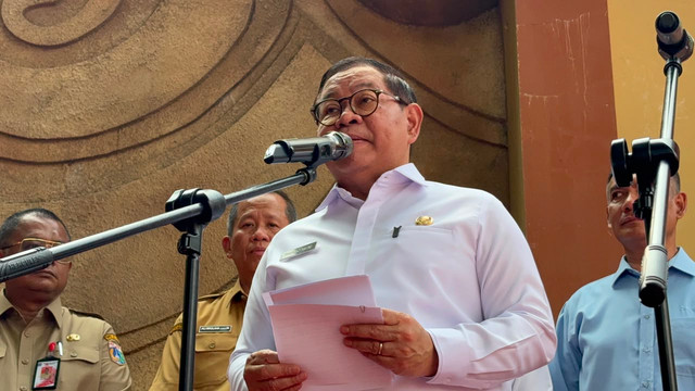 Gubernur DKI Jakarta Pramono Anung usai menghadiri perayaan Hari Lanjut Usia Nasional ke-30 tahun 2026 di kawasan Ancol, Jakarta, Selasa (14/7/2026). Foto: Nauval Pratama/kumparan