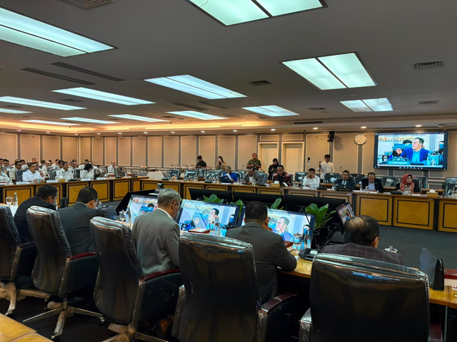 Suasana rapat Komisi XIII DPR dengan Menimipas Agus Andrianto di Kompleks Parlemen, Senayan, Jakarta, Selasa (14/7/2026). Foto: Nasywa Athifah/kumparan
