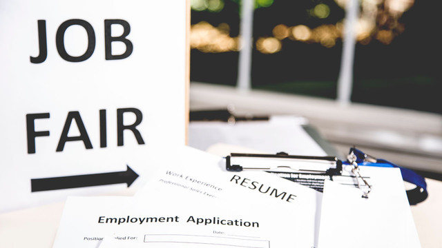 Ilustrasi Job Fair. Foto: Canva