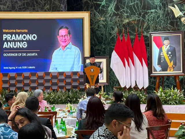 Gubernur DKI Jakarta Pramono Anung memberikan sambutan pada Welcoming Dinner Harmony in Diversity Award 2026 di Balai Kota DKI Jakarta, Selasa (14/7/2026). Foto: Nauval Pratama/kumparan