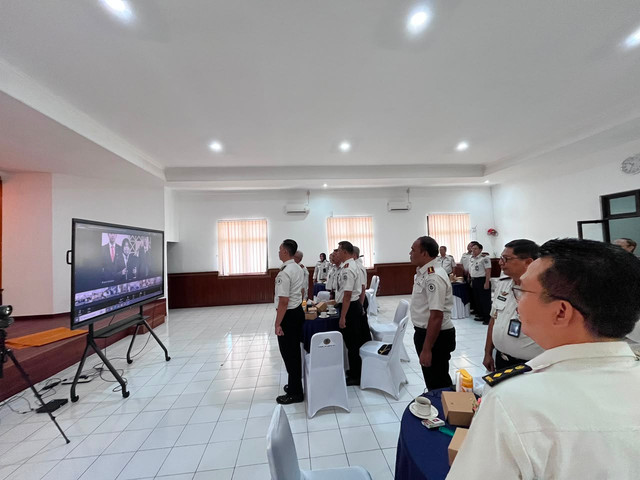 Kanwil Ditjenpas DIY beserta Jajaran Ikuti Pelantikan dan Pengambilan Sumpah Jabatan Pimpinan Tinggi di Lingkungan Kemenimipas (Sumber : Humas Kanwil Ditjenpas DIY)
