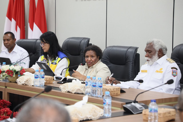 Wamendagri Ribka Haluk perjuangkan pembangunan pusat pemerintahan empat DOB Papua masuk dalam Proyek Strategis Nasional (PSN), Rabu (15/7/2026). Foto: Kemendagri RI
