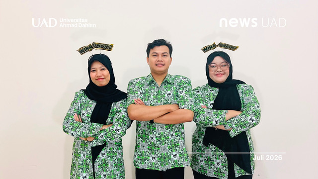 Mahasiswa Magister Farmasi Universitas Ahmad Dahlan (UAD) raih prestasi lomba poster nasional (Foto. Dilla)