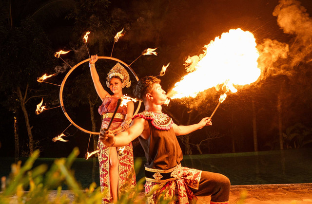 Fire Dance di Padma Resort Ubud. Foto: dok. Istimewa.
