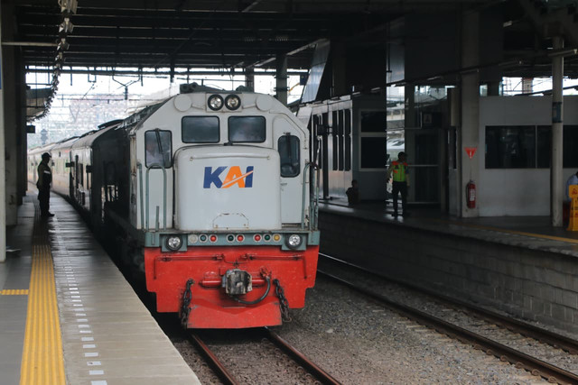 Ilustrasi Kereta Api Jarak Jauh. Foto: Dok. KAI Daop 1 Jakarta