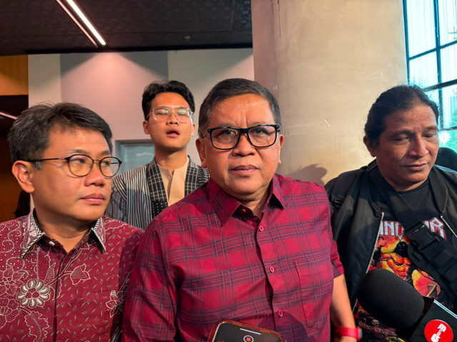 Sekretaris Jenderal PDIP Hasto Kristiyanto dalam acara peringatan 30 tahun Kudatuli di Taman Ismail Marzuki, Cikini, Jakarta Pusat, Sabtu (18/7/2026). Foto: Nasywa Athifah/kumparan