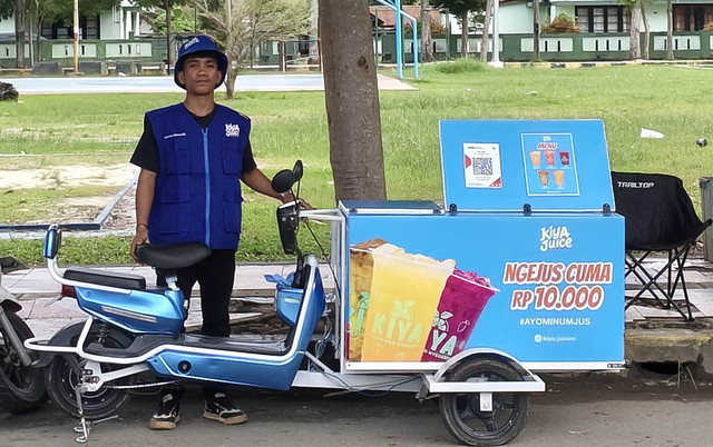 Inovasi Member TDA Palopo, Kiya Juice Resmikan Armada Jus Keliling