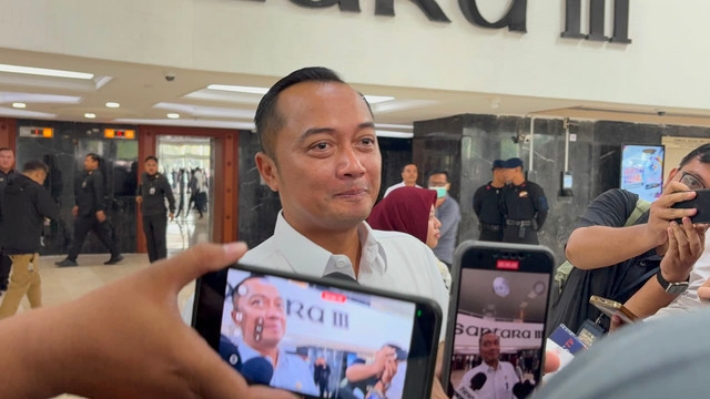 Menteri Sekretaris Negara Prasetyo Hadi menghadiri kegiatan di Kompleks Parlemen, Senayan, Jakarta, Senin (20/7). Foto: Nasywa Athifah/kumparan