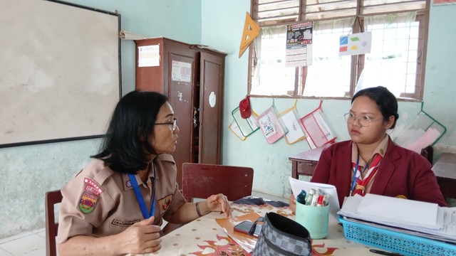 Dokumentasi Wawancara dengan Wali Kelas di SD HKBP Padang Bulan Medan