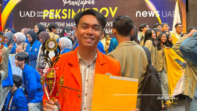 Mahasiswa Universitas Ahmad Dahlan (UAD) raih juara II tangkai lomba keroncong putra pada PEKSIMIPROV DIY 2026 (Foto. Pramudya)