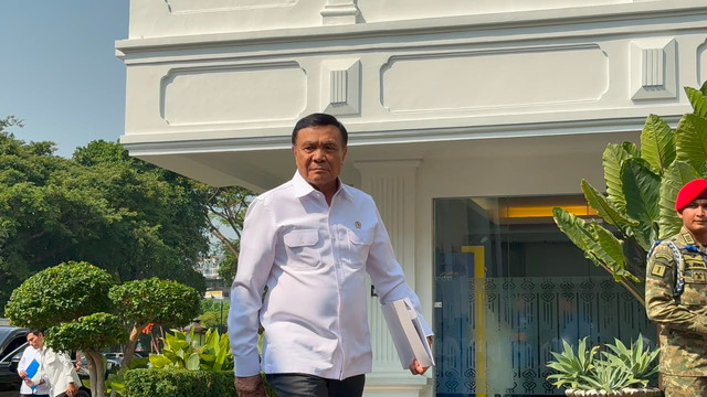 Menko Polkam Djamari Chaniago di Istana Negara, Jakarta, Senin (20/7). Foto: Zamachsyari/kumparan