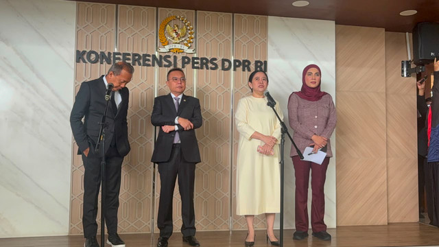 Konferensi pers pimpinan DPR usai rapat paripurna di Kompleks Parlemen, Senayan, Jakarta, Selasa (21/7/2026). Foto: Nasywa Athifah/kumparan
