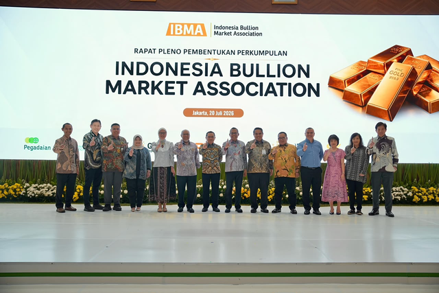 Pelaku industri emas nasional dalam menggelar Sidang Pleno Indonesia Bullion Market Association (IBMA) di Pegadaian Tower, Jakarta pada Senin (20/07). Foto: Dok. Pegadaian