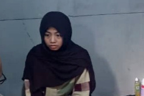 Meila Nurpadilah, wanita yang diduga diculik mantan pacarnya sudah kembali ke rumahnya di Cililin, Kabupaten Bandung, Selasa (21/7/2026). Foto: Abisatya Ramdhani/kumparan