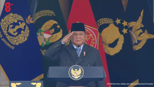 Presiden Prabowo memimpin upacara Prasetya Perwira (Praspa) di Istana Merdeka, Jakarta, Rabu (22/7/2026). Dok. YouTube Sekretariat Presiden