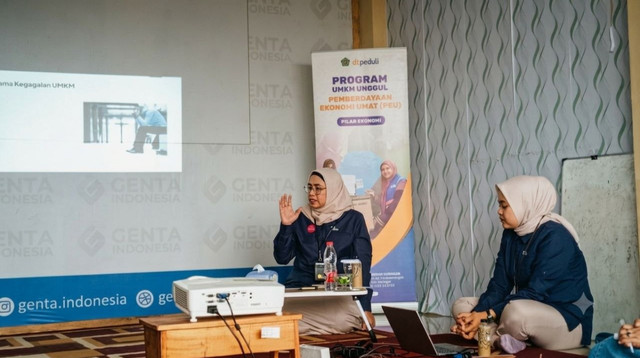 DT Peduli Kuningan Dampingi UMKM Binaan dalam Pengelolaan Keuangan Usaha (Sumber: DT Peduli)